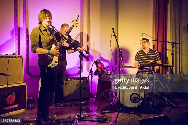 Tara Jane Oneil Photos and Premium High Res Pictures - Getty Images