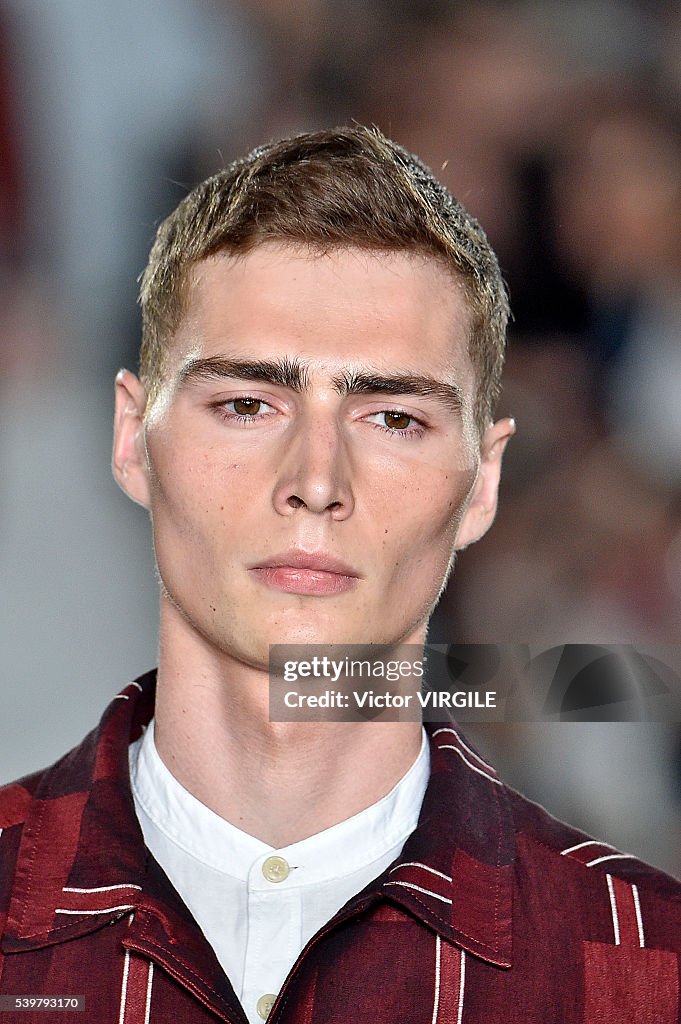 A model walks the runway at the Oliver Spencer show during The London ...