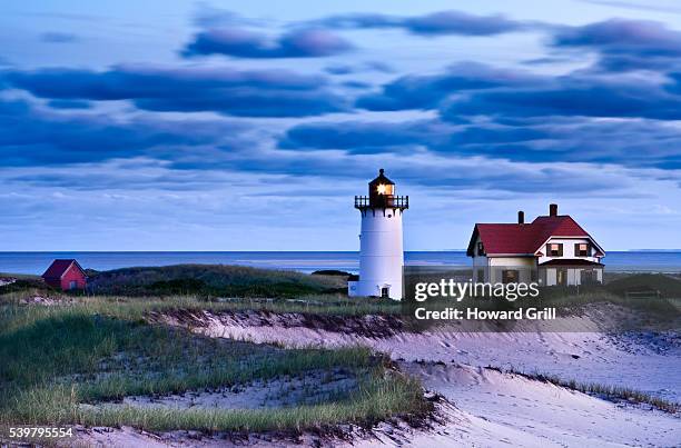 race point lighthouse - provincetown stockfoto's en -beelden