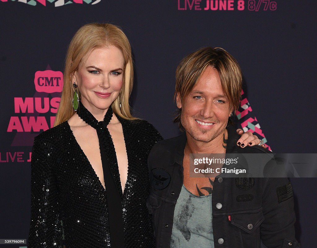 2016 CMT Music Awards - Arrivals