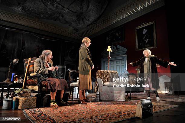 Linda Bassett as Iris, Selina Cadell as June Stacpoole and Frances de la Tour as Dorothy Stacpoole in Alan Bennett's People directed by Nicholas...