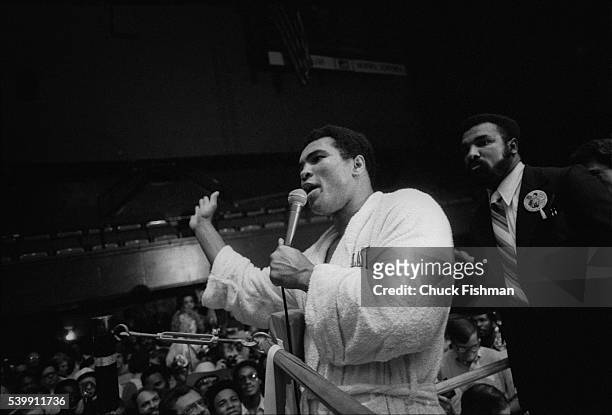 Muhammad Ali speaks to fans and the press from a boxing ring before his championship fight against Leon Spinks at the New Orleans Superdome, which...