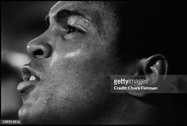 Muhammad Ali speaks to the press at his hotel after winning the championship fight against Leon Spinks at the New Orleans Superdome on Sept 15, 1978...
