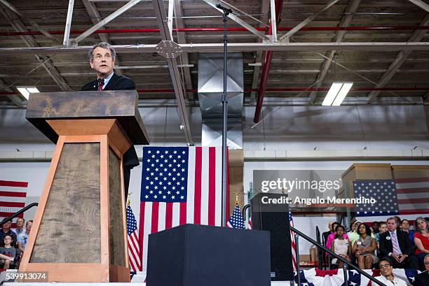 Sen. Sherrod Brown speaks at a campaign rally for Democratic presidential candidate Hillary Clinton on June 13, 2016 in Cleveland, Ohio. In the wake...