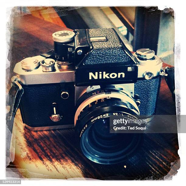 First Ever Slr Camera 31 First Phone Ever Made Stock Photos, High-Res Pictures, and Images ...