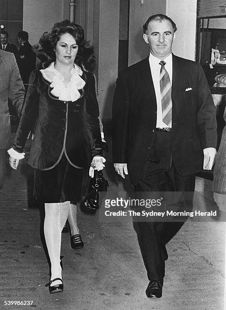 Sharon Hamilton, a witness in the Leonard Lawson case, arrives at Central Court with Detective Sergeant R.W. Shankelton, who is in charge of the...