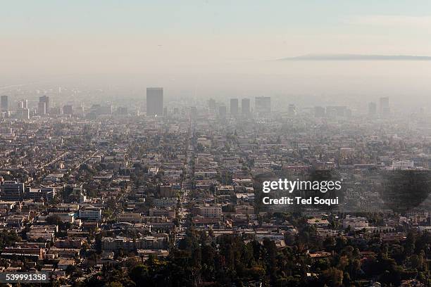 Warm October weather in the Los Angeles basin kept smog levels higher than normal. The LA area reported 94 days of unhealthful air this year, up from...