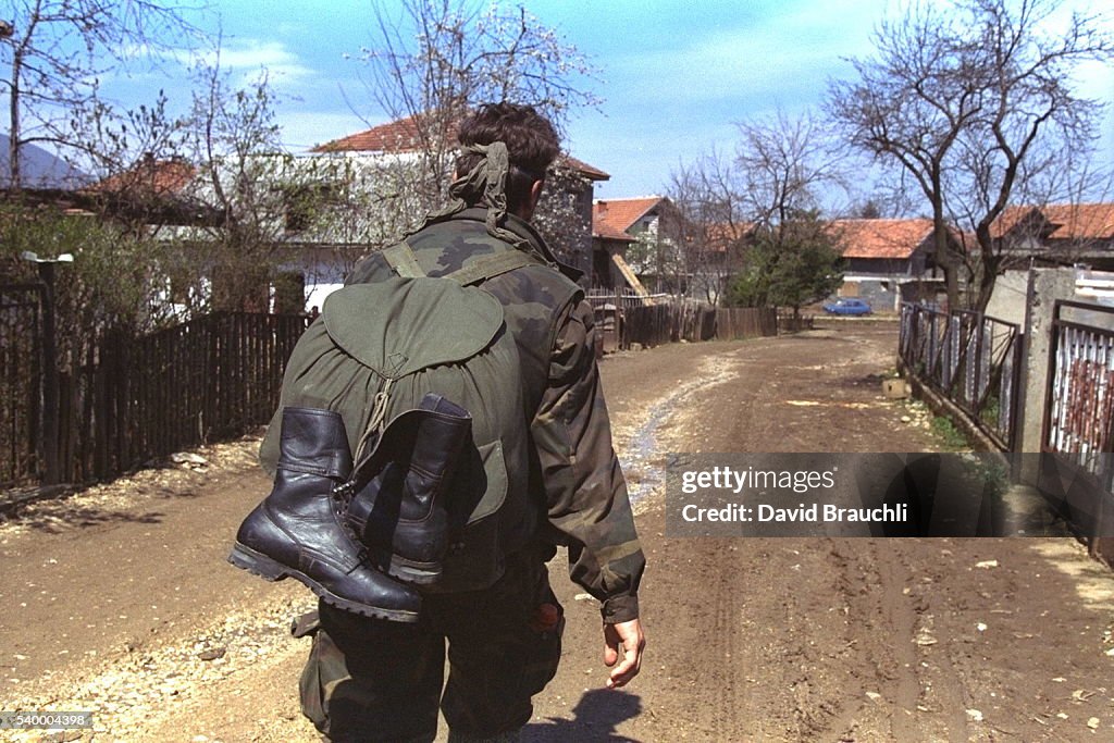 EVERYDAY LIFE IN SARAJEVO UNDER SIEGE