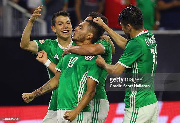 Jesus Manuel Corona of Mexico celebrates a second half goal with his teammates during the 2016 Copa America Centenario Group match between Mexico and...