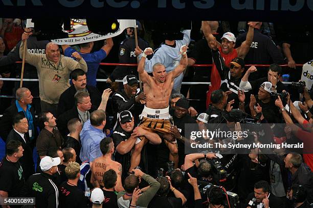 Australian boxer Anthony Mundine defeated fellow Aussie Danny Green in a super middleweight bout at Aussie Stadium in Sydney, 17 May 2006. SMH...