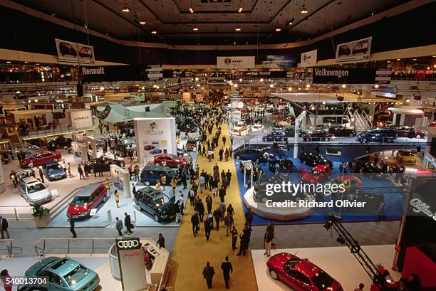 motor show at earls court, london - motor show 個照片及圖片檔