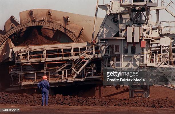 The brown coal mine at the Loy Yang power station, 3 March 1998. AFR Picture by ERIN JONASSON