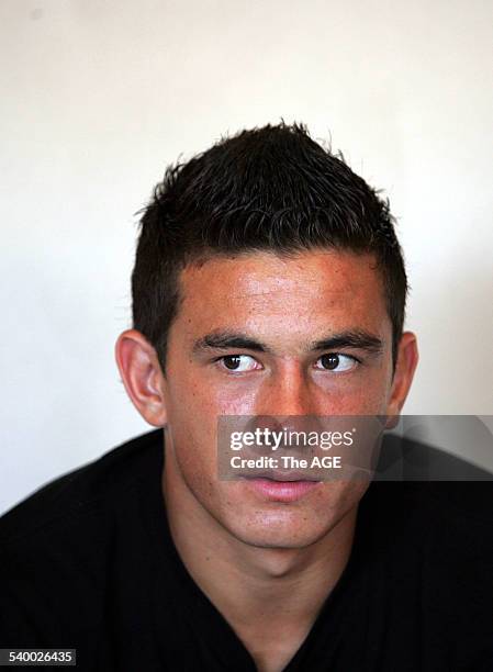 Canterbury Bulldogs' Sonny Bill Williams at Boxa Bar, Hurstville, 1 March 2005. The AGE Picture by ANDREW DE LA RUE