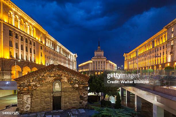 bulgaria, sofia, exterior - sofía fotografías e imágenes de stock