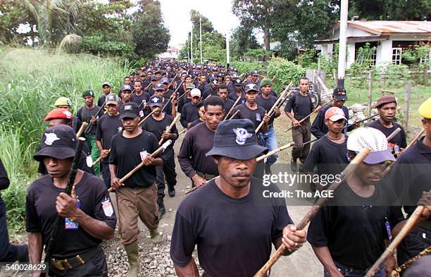 Members of the pro-independence militia, SATGAS Papua, , West Papua, 29 May 2000. THE AGE Picture by JASON SOUTH
