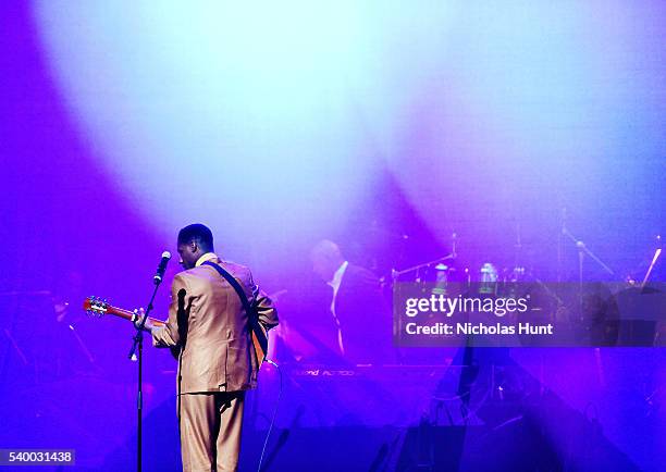 Leon Bridges performs at the 11th Annual Apollo Theater Spring Gala at The Apollo Theater on June 13, 2016 in New York City.