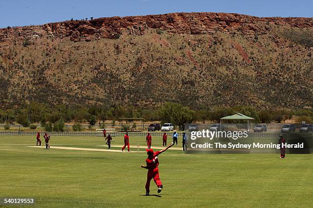 Indigenous teams from South Australia Play Queensland beneath the MacDonnell Ranges in Alice Springs for the Imparja Cup, 15 February 2007. SMH...