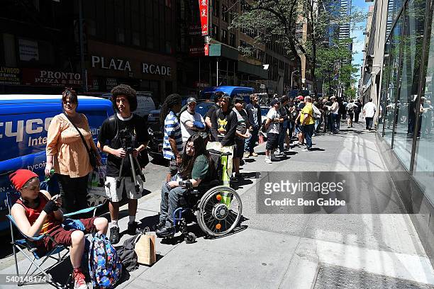 Fans line up outside of the Nintendo store during "The Legend Of Zelda" Wii U Launch at Nintendo in Rockefeller Plaza on June 14, 2016 in New York...