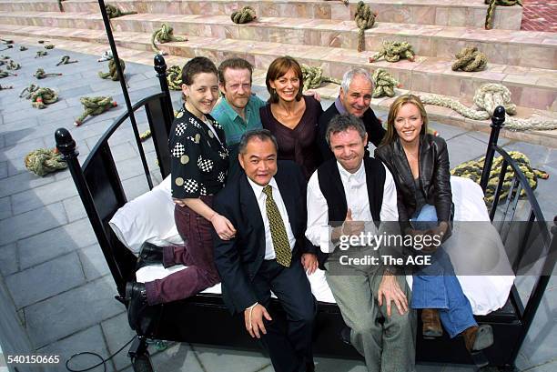 From left at back, Nikki Dennis, Anthony Long, Kerry Armstrong, Shane Bourne, Rebecca Gibney, with Lord Mayor John So with Glynn Nicholas taking part...