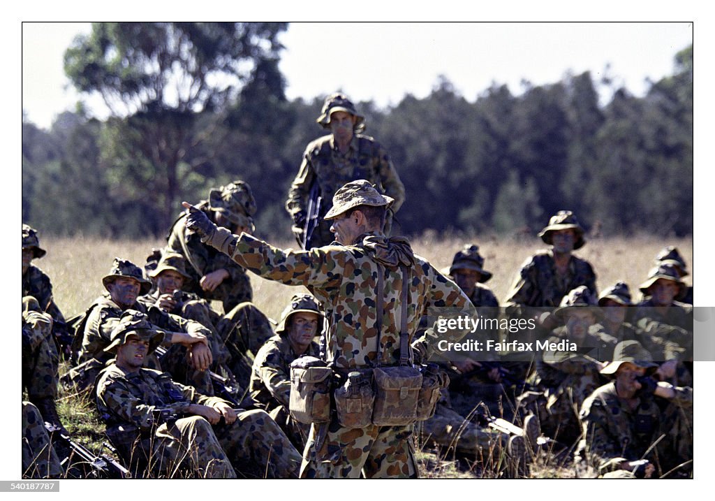 Singleton Base Australian Soldiers training at Singleton army base NSW News Photo ...