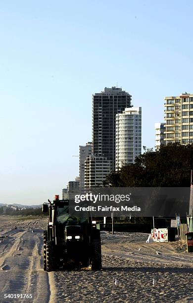 General scenes of surfers paradise