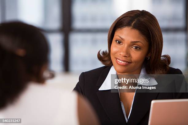 business interview - african american interview stock-fotos und bilder