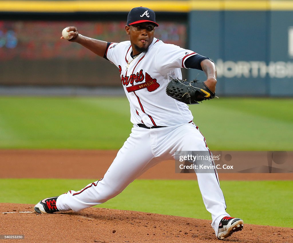 Cincinnati Reds v Atlanta Braves