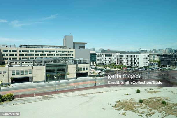 Main building of UCSF Benioff Children's Hospital, with 3rd Street and 16th Street visible, in the Mission Bay neighborhood of San Francisco,...