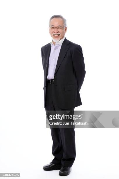 portrait o japanese old man - mann frontal ganzkörper jacket stock-fotos und bilder