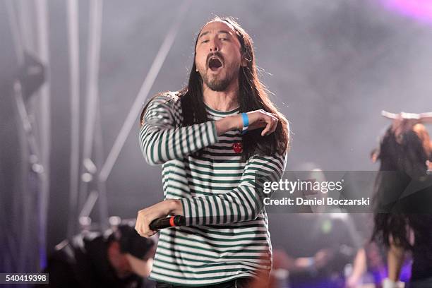 Steve Aoki performs during the Doritos #MixArcade at L.A. LIVE on June 14, 2016 in Los Angeles, California.