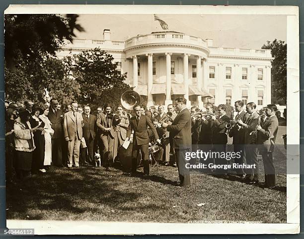 Al Jolson and fifty members of the Theatrical Republican League breakfasted at the White House this morning with President and Mrs. Coolidge, and...