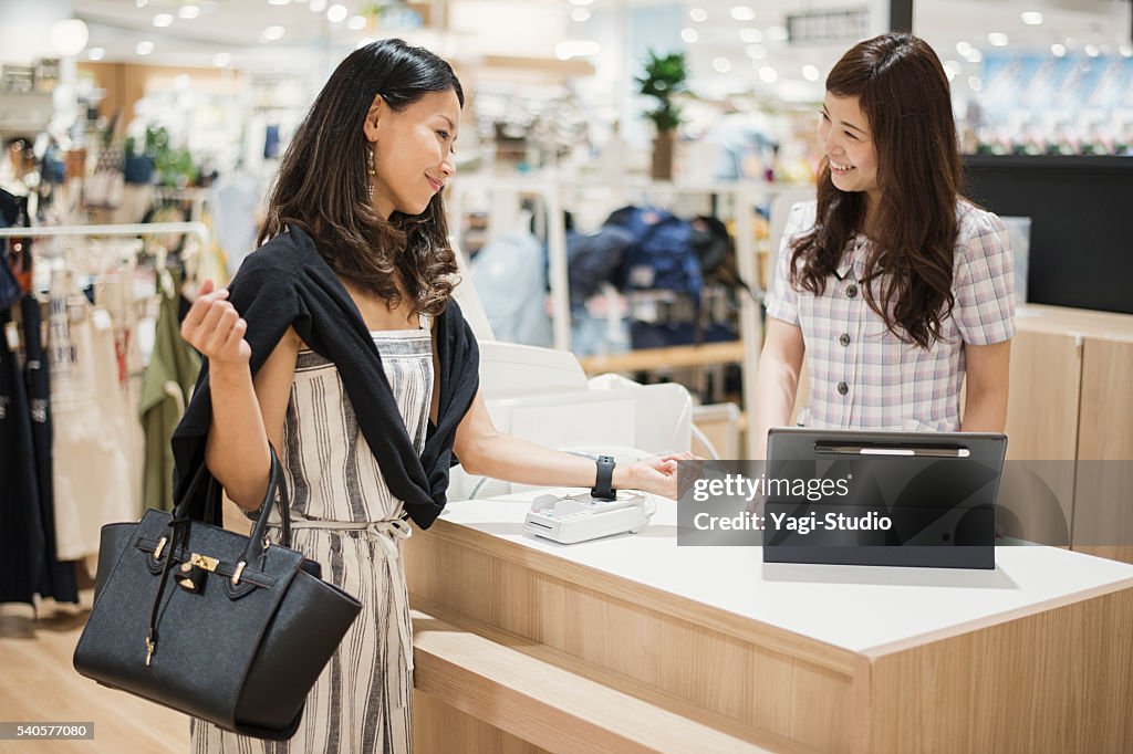 Contactless payment at supermarket