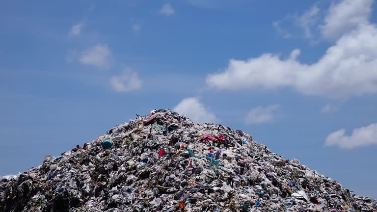 Junk Video 3,438 Salvage Dump Stock Videos, Footage, & 4K Video Clips - Getty Images