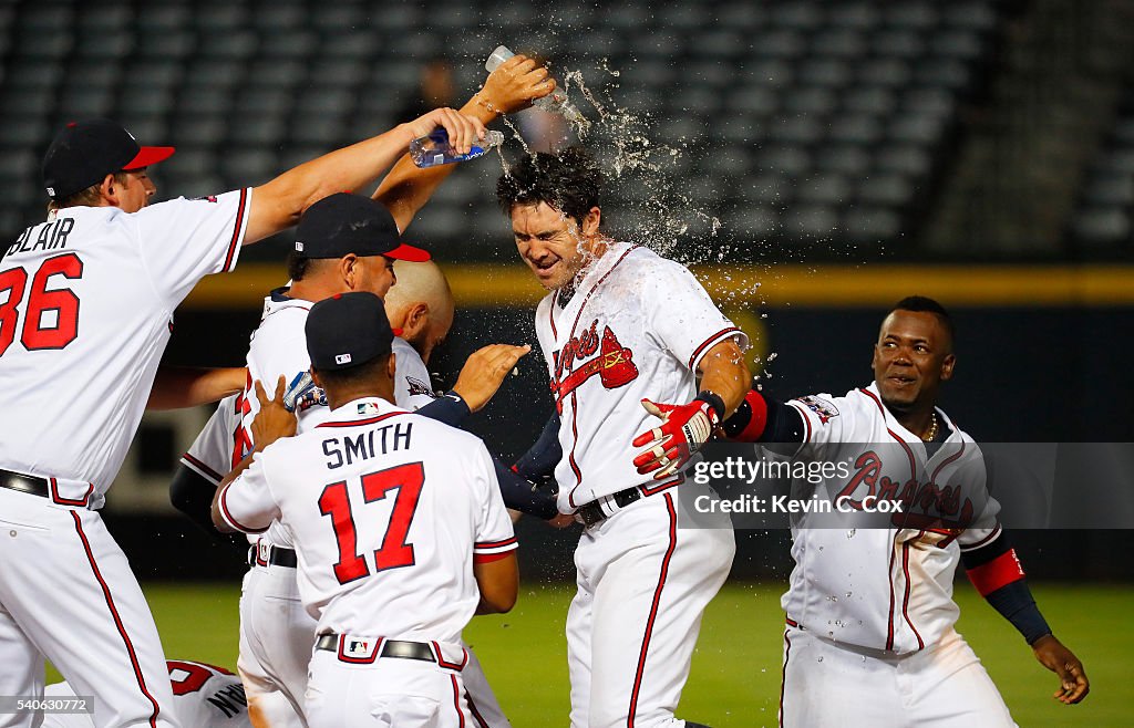 Cincinnati Reds v Atlanta Braves