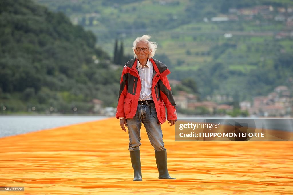 ITALY-ART-CHRISTO-ISEO-FLOATING PIERS