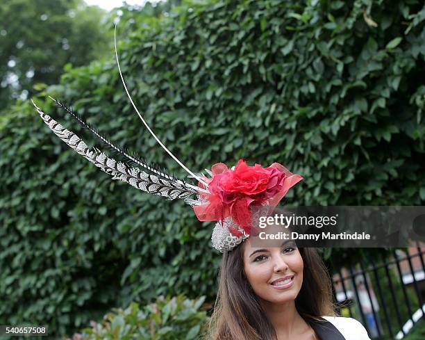 Racegoers arrives for day 3 of Royal Ascot at Ascot Racecourse on June 16, 2016 in Ascot, England.