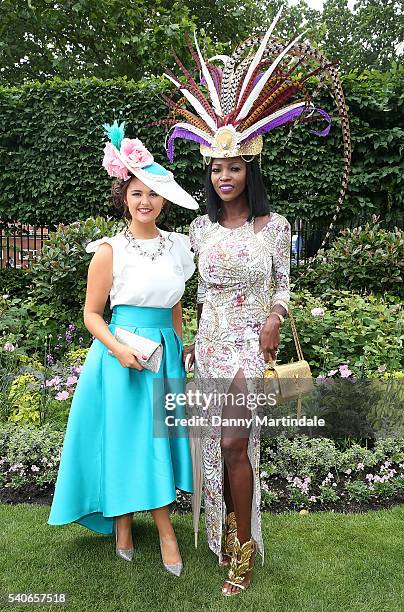 Racegoers arrives for day 3 of Royal Ascot at Ascot Racecourse on June 16, 2016 in Ascot, England.