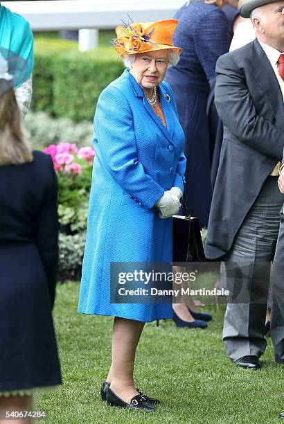 Queen Elizabeth II arrives for day 3 of Royal Ascot at Ascot Racecourse on June 16, 2016 in Ascot, England.