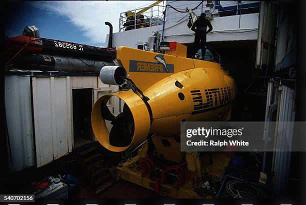 french submersible nautile - nautile stockfoto's en -beelden