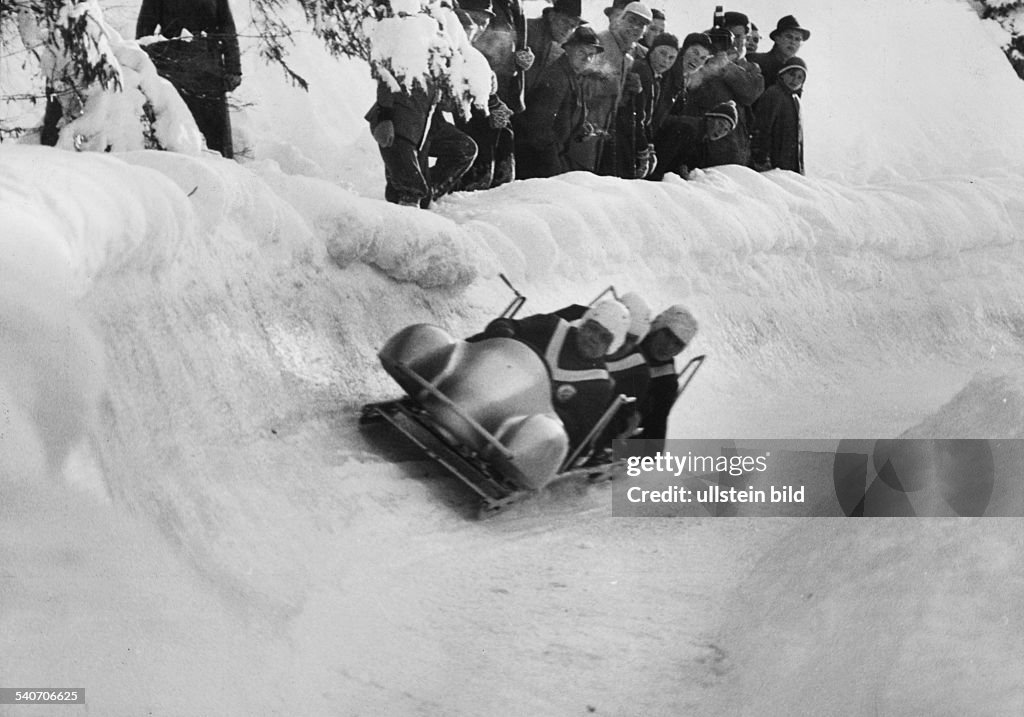 Olympische Winterspiele 1952 in Oslo, Bobsport, Viererbob Bob... News