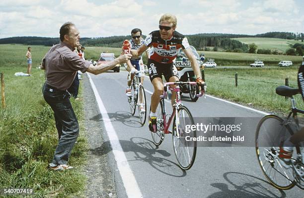 Gustav Roth Gustav Roth Photos and Premium High Res Pictures - Getty Images