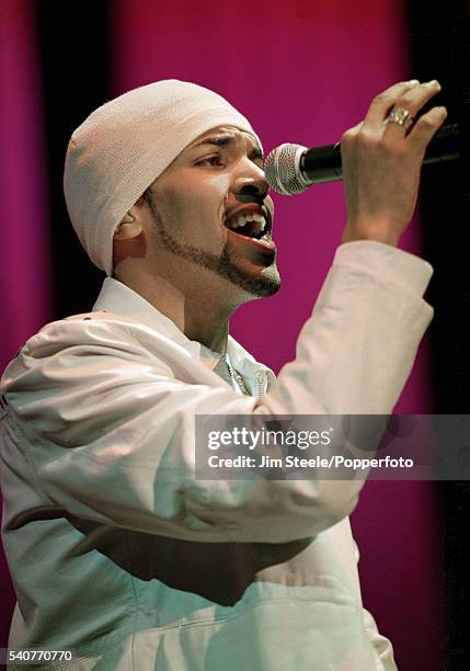 Craig David performing on stage, circa 2001.