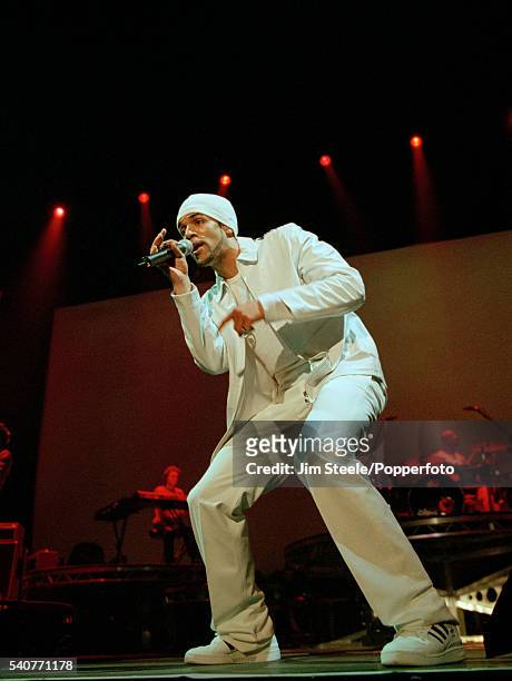 Craig David performing on stage, circa 2001.