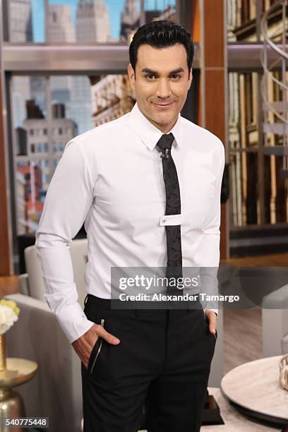 David Zepeda is seen on the set of "El Gordo y La Flaca" at Univision Studios on June 16, 2016 in Miami, Florida.