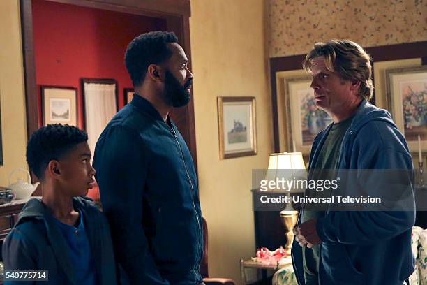 Going To Jail Party" Episode 104 -- Pictured: Sayeed Shahidi as Miles Russell, Mike Epps as Buck Russell, Kyle Beatty as Creepy Neighbor --