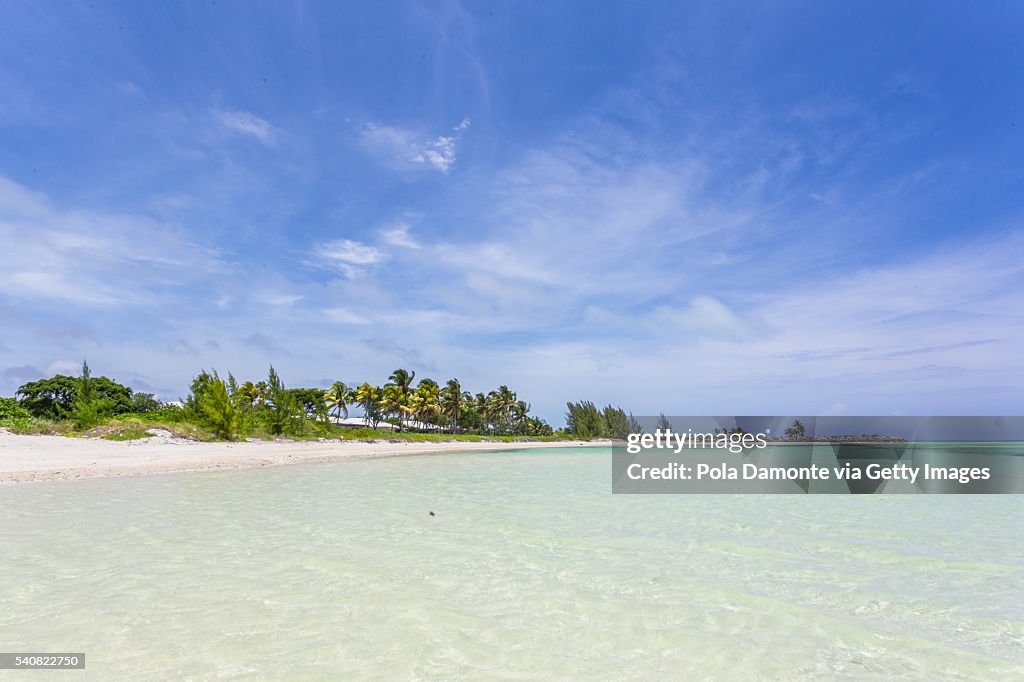 Bahami Beautiful Beach In Bahamas Caribbean Ocean And Idyllic Islands In A ...