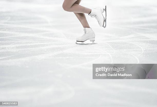 best of the month - figure skating stockfoto's en -beelden