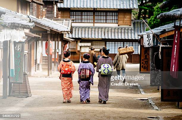 rural scene in old japanse village with wooden houses - kyoto stock pictures, royalty-free photos & images