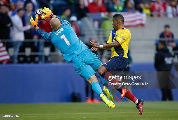 Goalkeeper Brad Guzan of the United States battles Michael Arroyo of Ecuador during the 2016 Quarterfinal - Copa America Centenario match at...