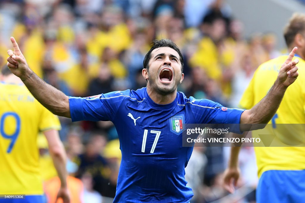 TOPSHOT-FBL-EURO-2016-MATCH19-ITA-SWE